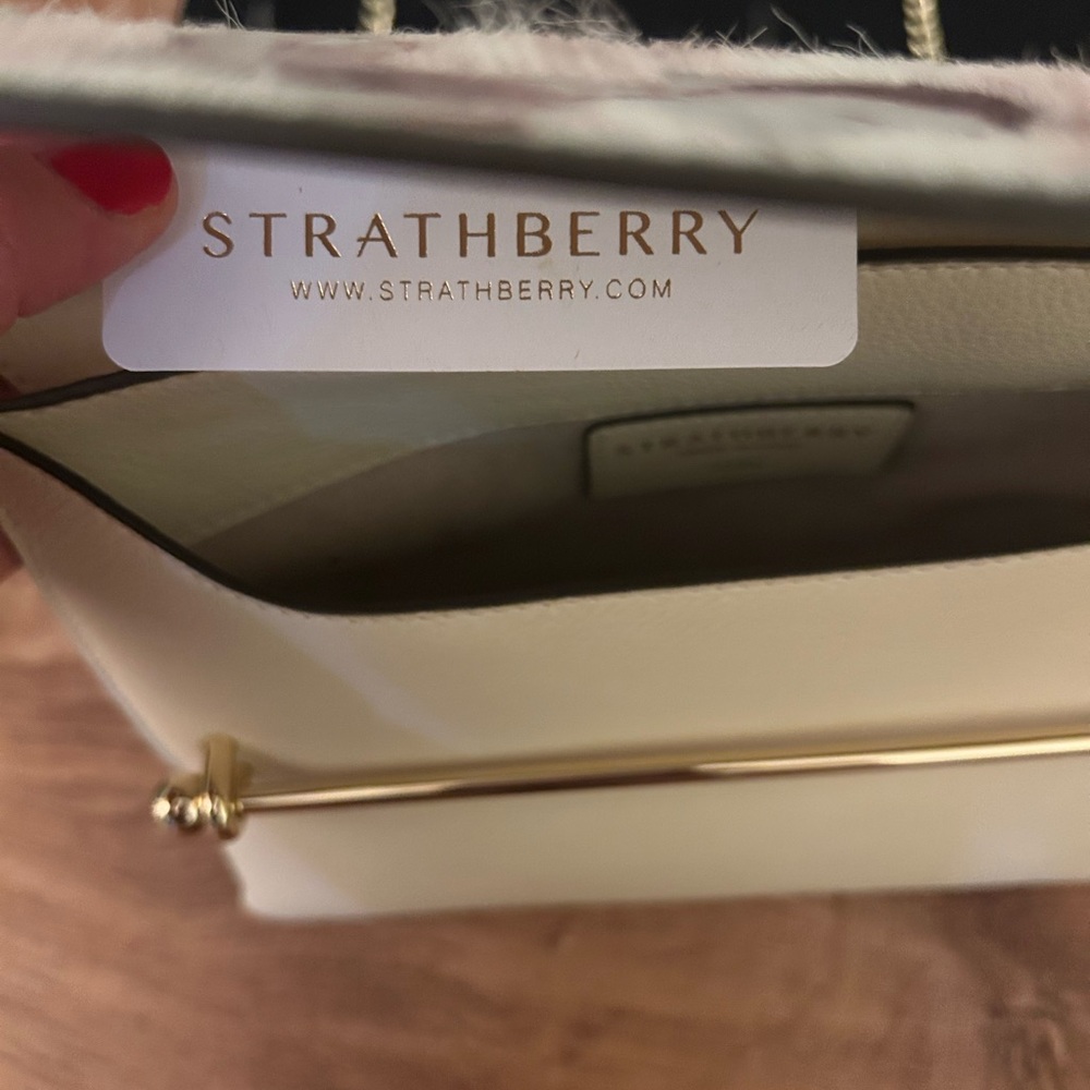 Strathberry Stylist Vanilla Textured Floral - Picture 8 of 11